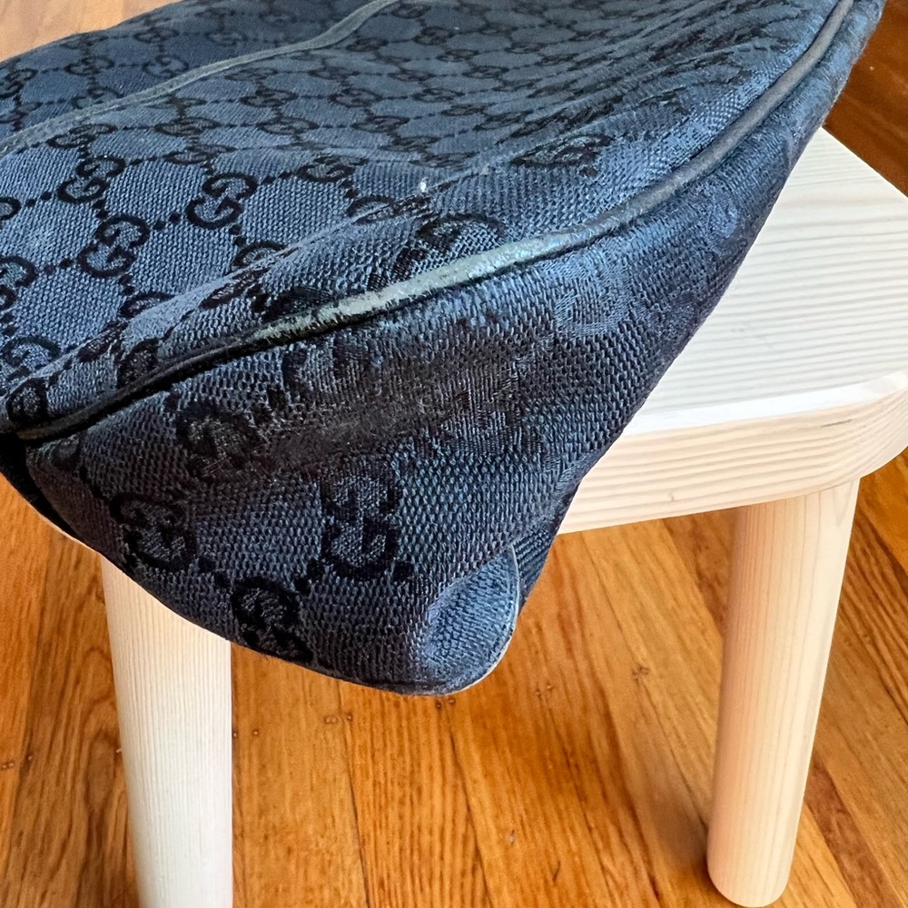 Guaranteed Authentic Gucci Gg Eclipse Shoulder Ba… - image 4